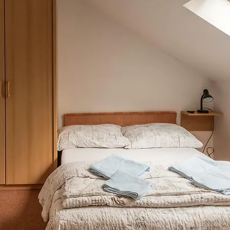 Couette-café Outline Jiricna 3*